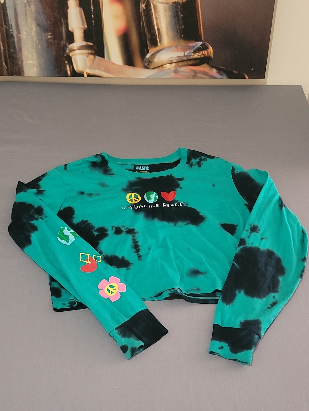 ALO Yoga Kids Green & Black Tie-Dye Cropped Sweatshirt - Visualize Peace